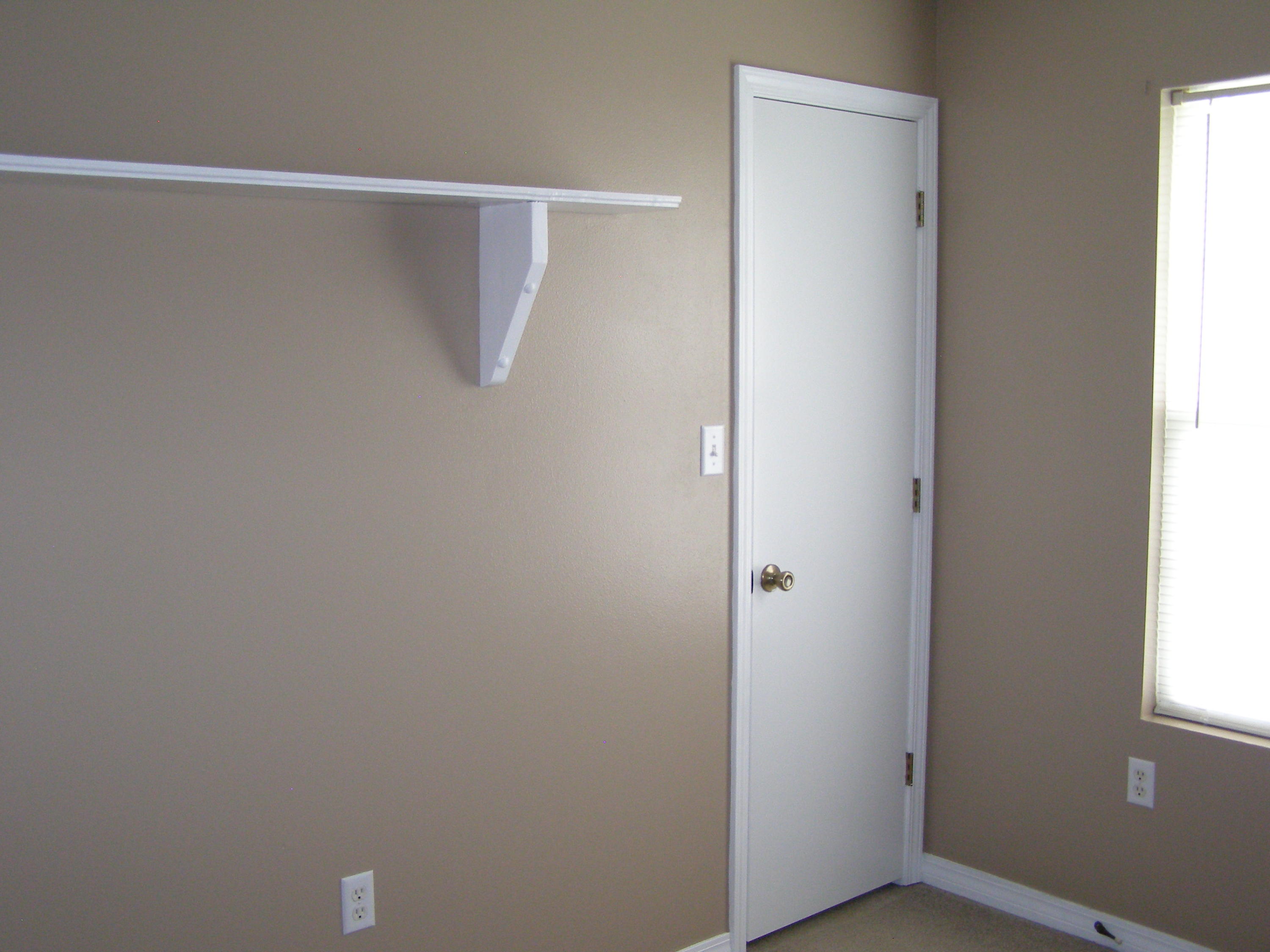 711 Ridge Lake Road Crestview, FL 32536 - Photo 13 of 24 a view of small space with window