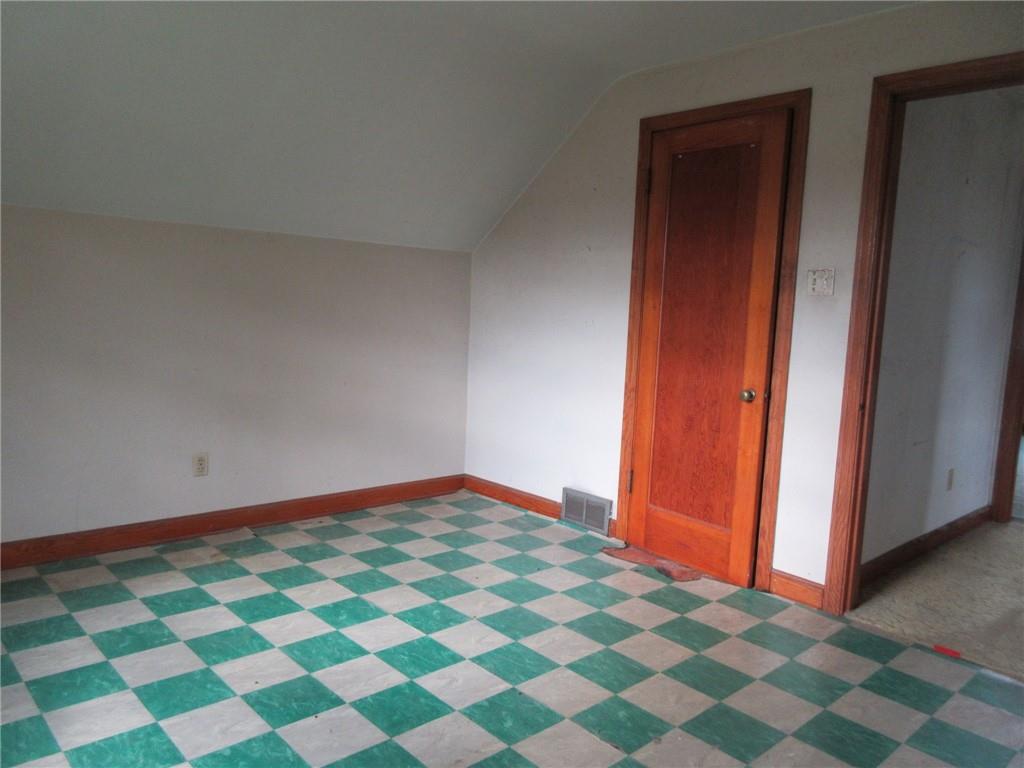 2914 South Bridge Road Washington, PA 15301 - Photo 17 of 19