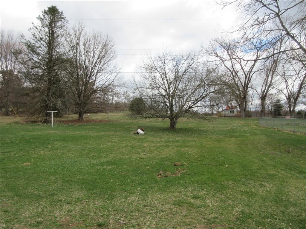 2914 South Bridge Road Washington, PA 15301 - Photo 5 of 19