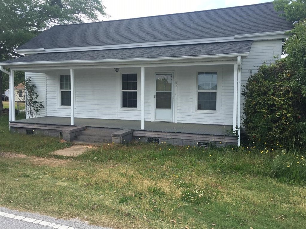 136 Hampton Street Iva, SC 29655 - Photo 1 of 17 Gallery Image 1