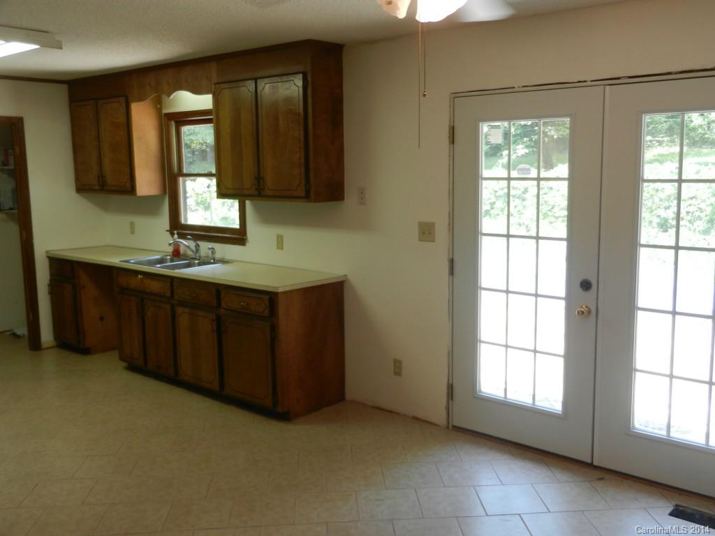 13 Redneck Ridge Dallas, NC 28034 - Photo 3 of 19 Gallery Image 3