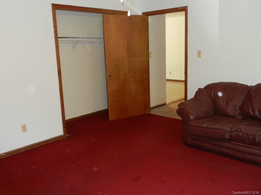 13 Redneck Ridge Dallas, NC 28034 - Photo 7 of 19 Gallery Image 7