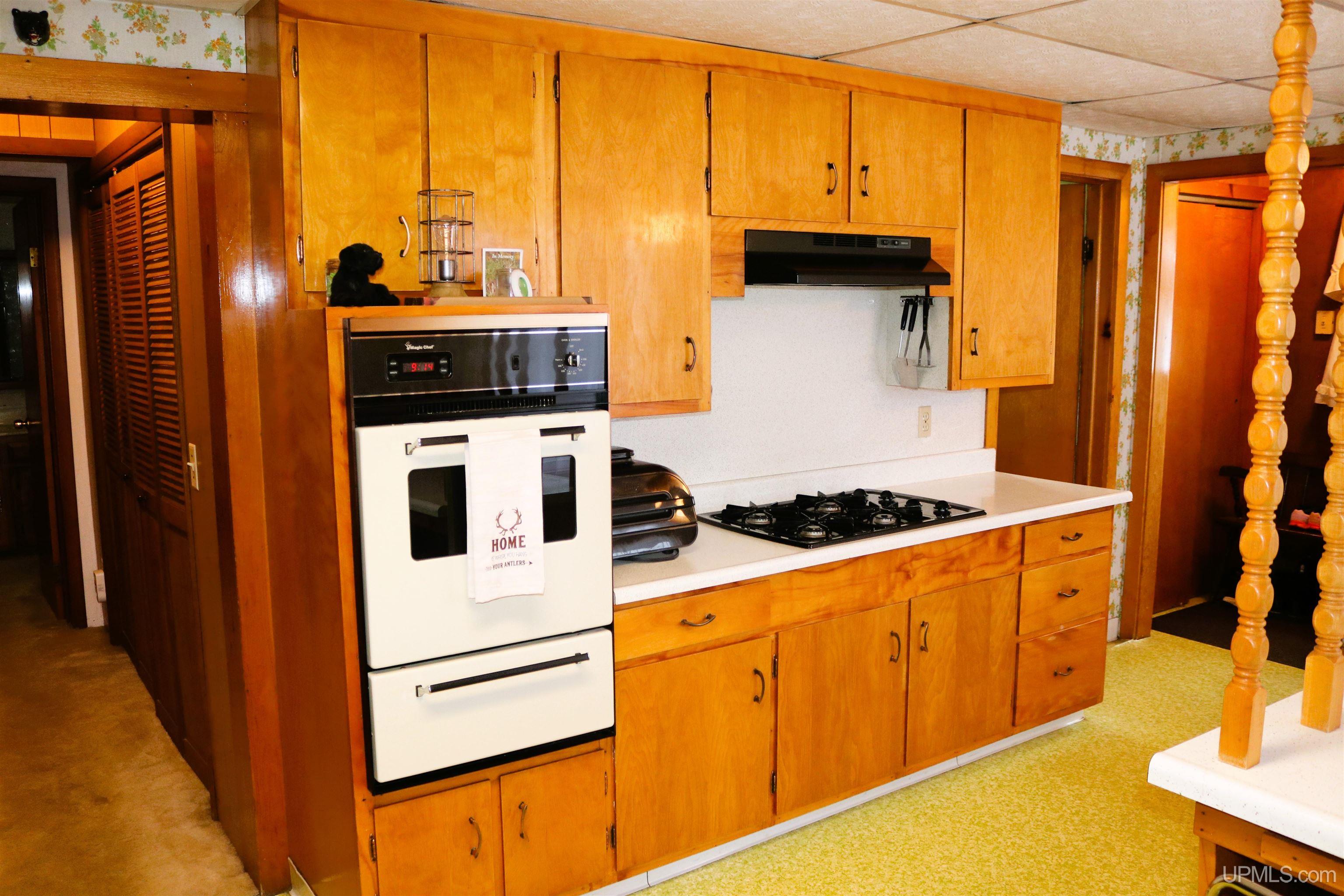 1174 North Gulliver Road Gulliver, MI 49840 - Photo 5 of 58