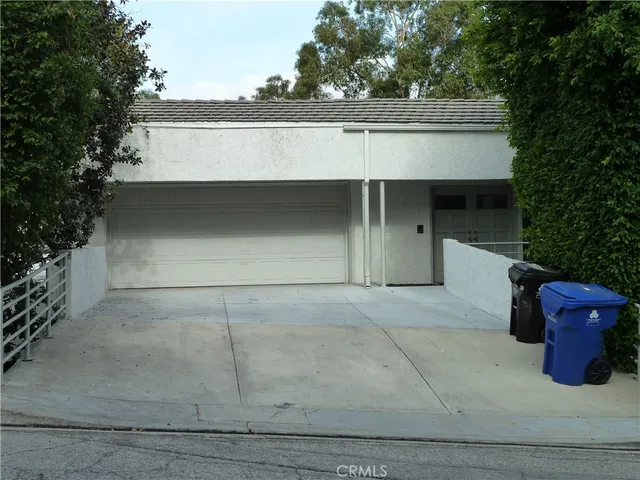 a view of backyard and outdoor space