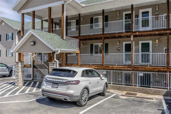 $344,900 | 245 Plaza Beach Road, Unit 3C, Camdenton, MO 65020