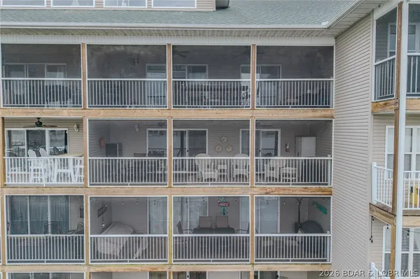 $344,900 | 245 Plaza Beach Road, Unit 3C, Camdenton, MO 65020