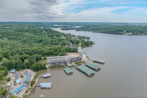 $344,900 | 245 Plaza Beach Road, Unit 3C, Camdenton, MO 65020