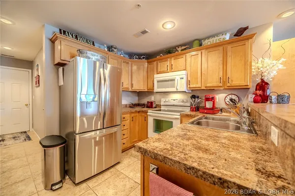 $344,900 | 245 Plaza Beach Road, Unit 3C, Camdenton, MO 65020