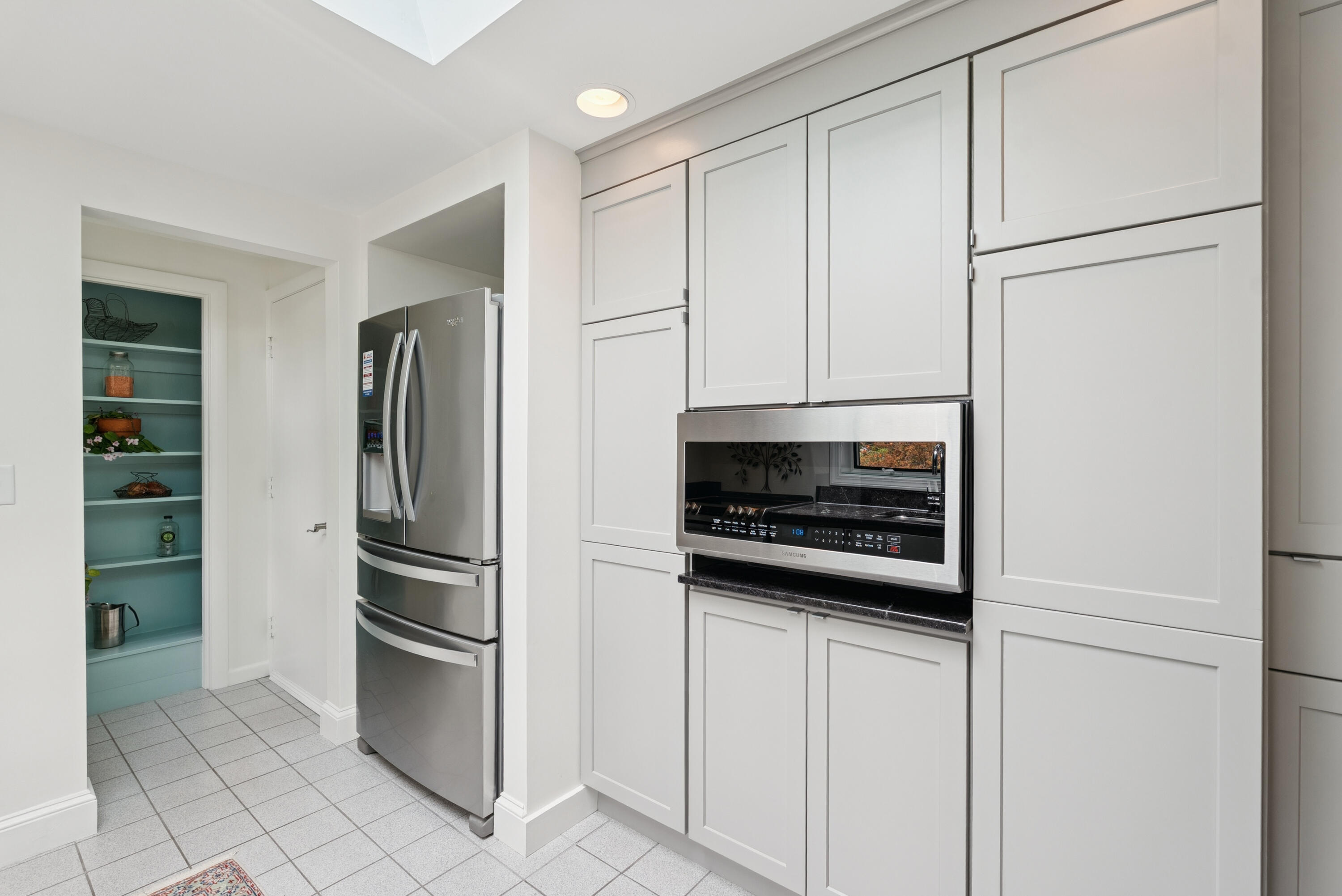 15 Cheverus Road Cape Elizabeth, ME 04107 - Photo 4 of 29 DSC04210