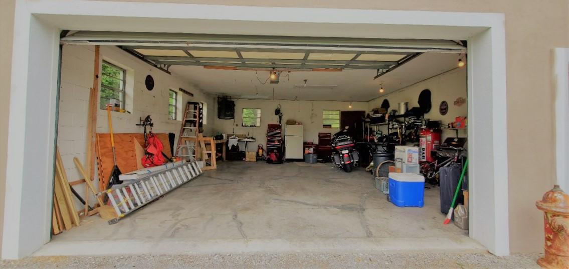 307 Ridgewood Drive Clinton, TN 37716 - Photo 22 of 30 2 car garage!
