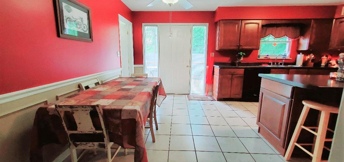 307 Ridgewood Drive Clinton, TN 37716 - Photo 8 of 30 Formal dinners here