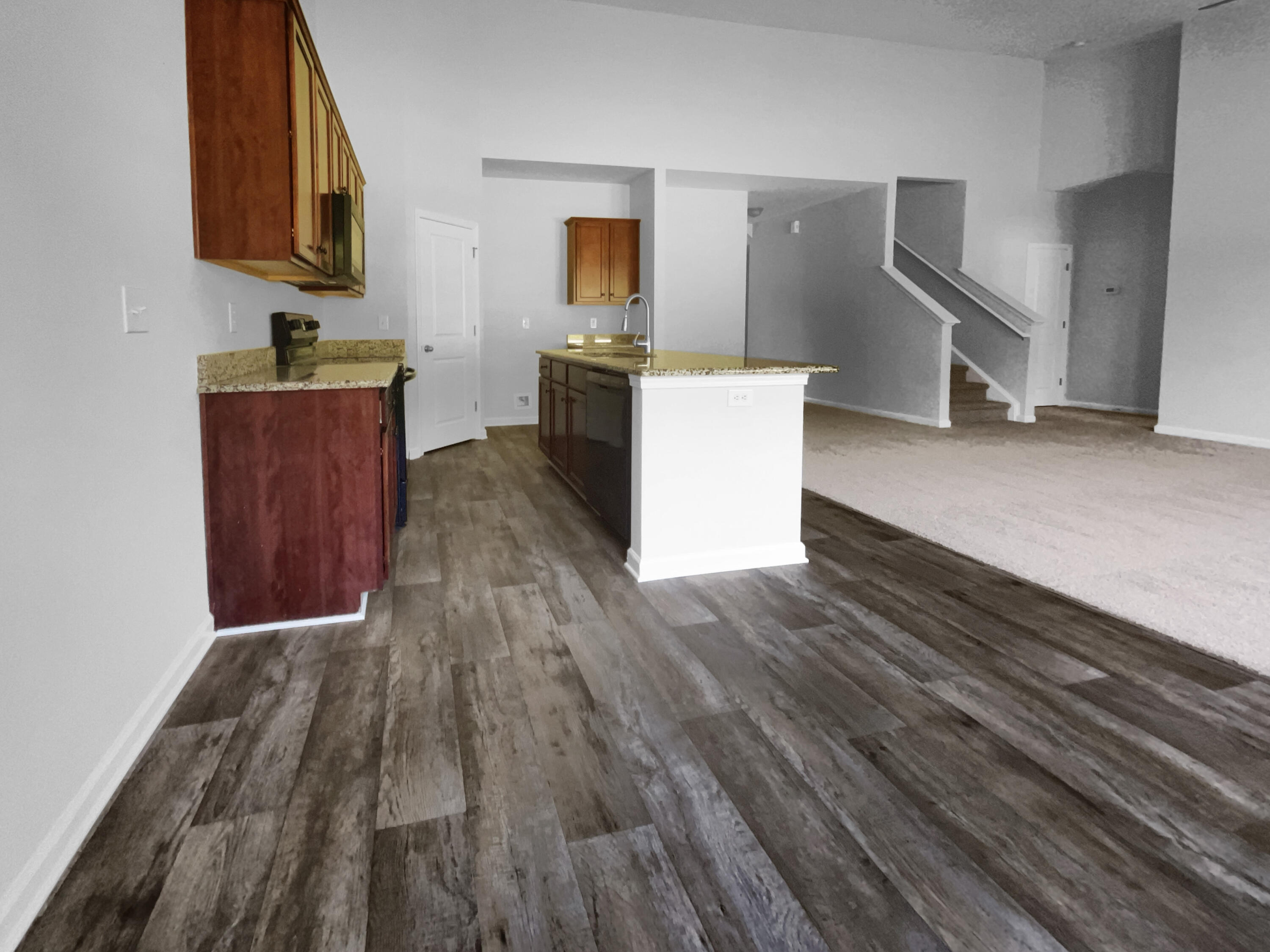 217 Decatur Drive Summerville, SC 29486 - Photo 8 of 26 photo_05