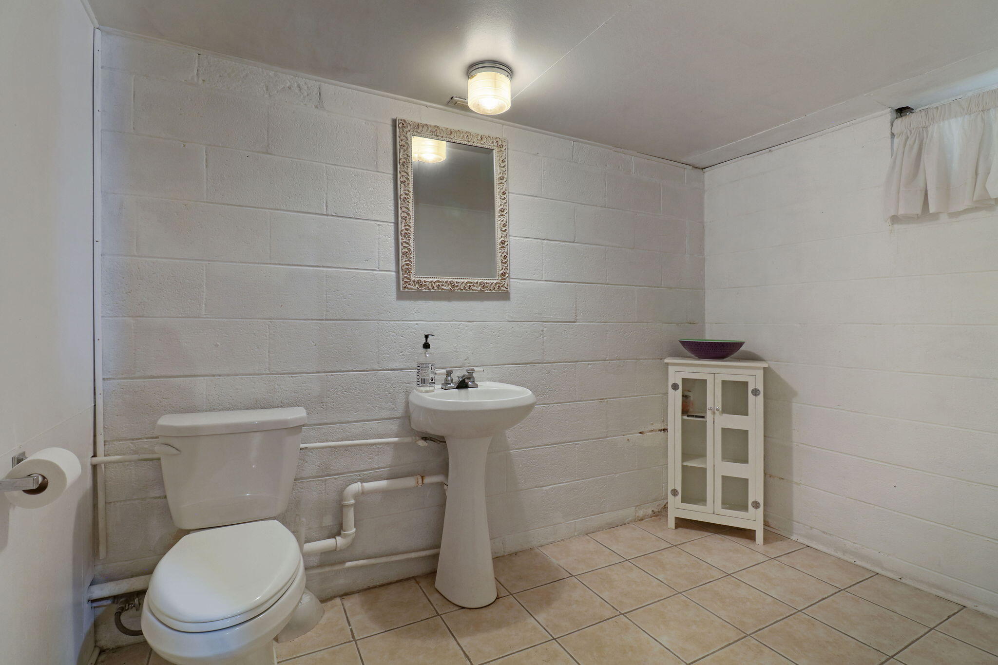 915 Indiana Street Racine, WI 53405 - Photo 23 of 28 23-web-or-mls-915 Indiana St, Racine, WI