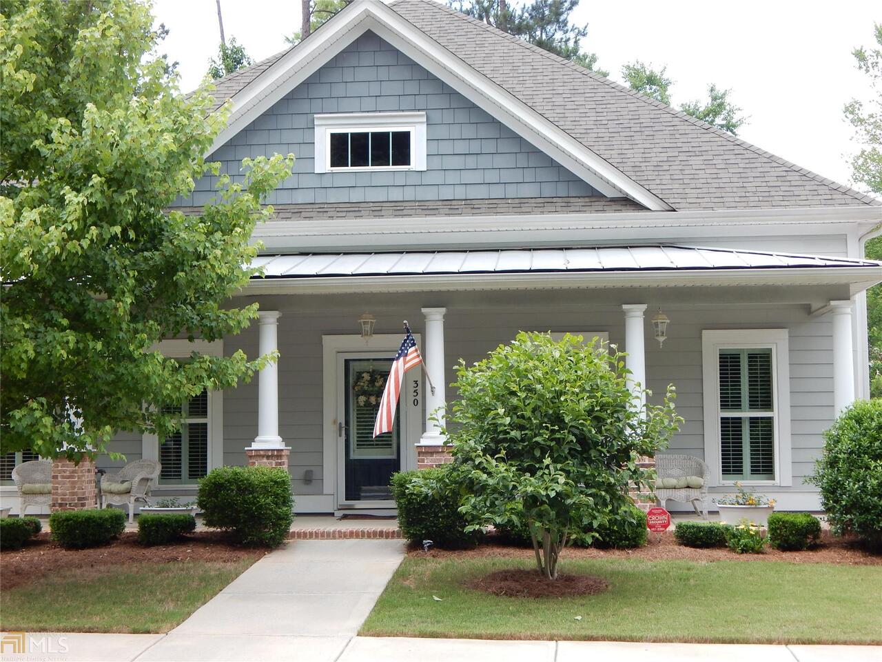 350 Rabbits Run Fayetteville, GA 30214 - Photo 1 of 1 a front view of a house with a yard