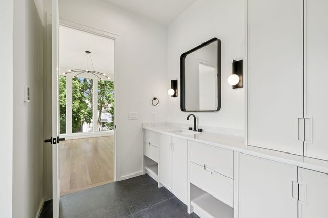 $2,600,000 | 4045 Outer Drive, Nashville, TN 37204