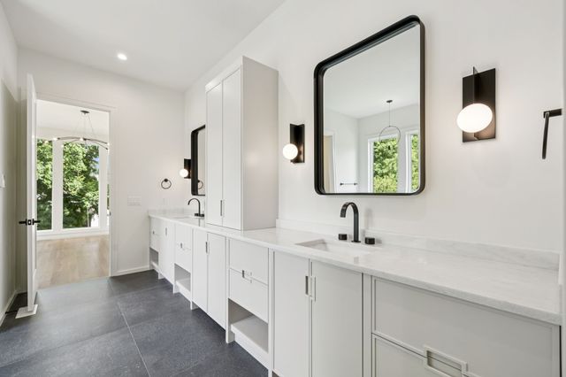 $2,600,000 | 4045 Outer Drive, Nashville, TN 37204