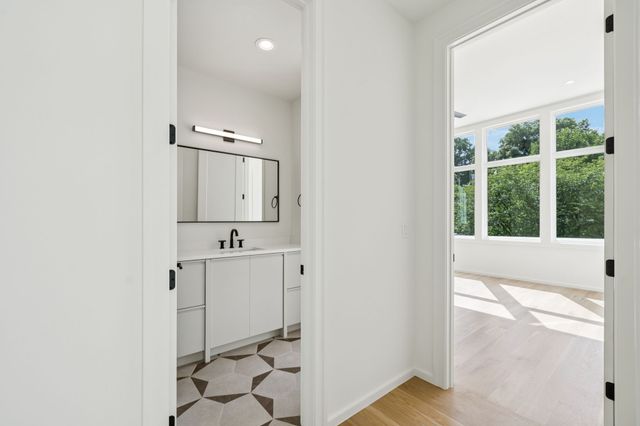 $2,600,000 | 4045 Outer Drive, Nashville, TN 37204