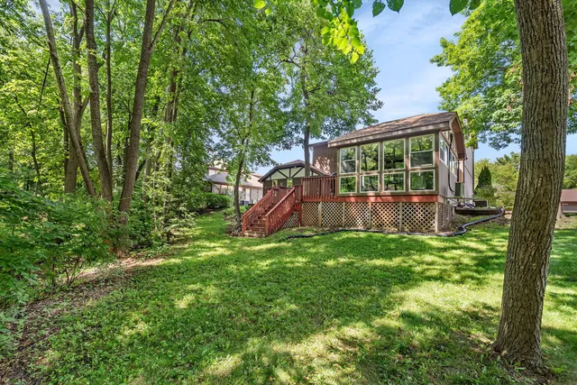 $395,000 | 1007 Windsor Drive, Shorewood, IL 60404