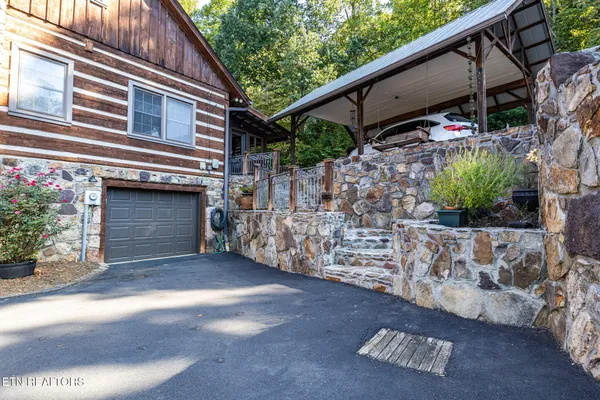 $1,199,000 | 1750 Ambrose Lane, Dandridge, TN 37725