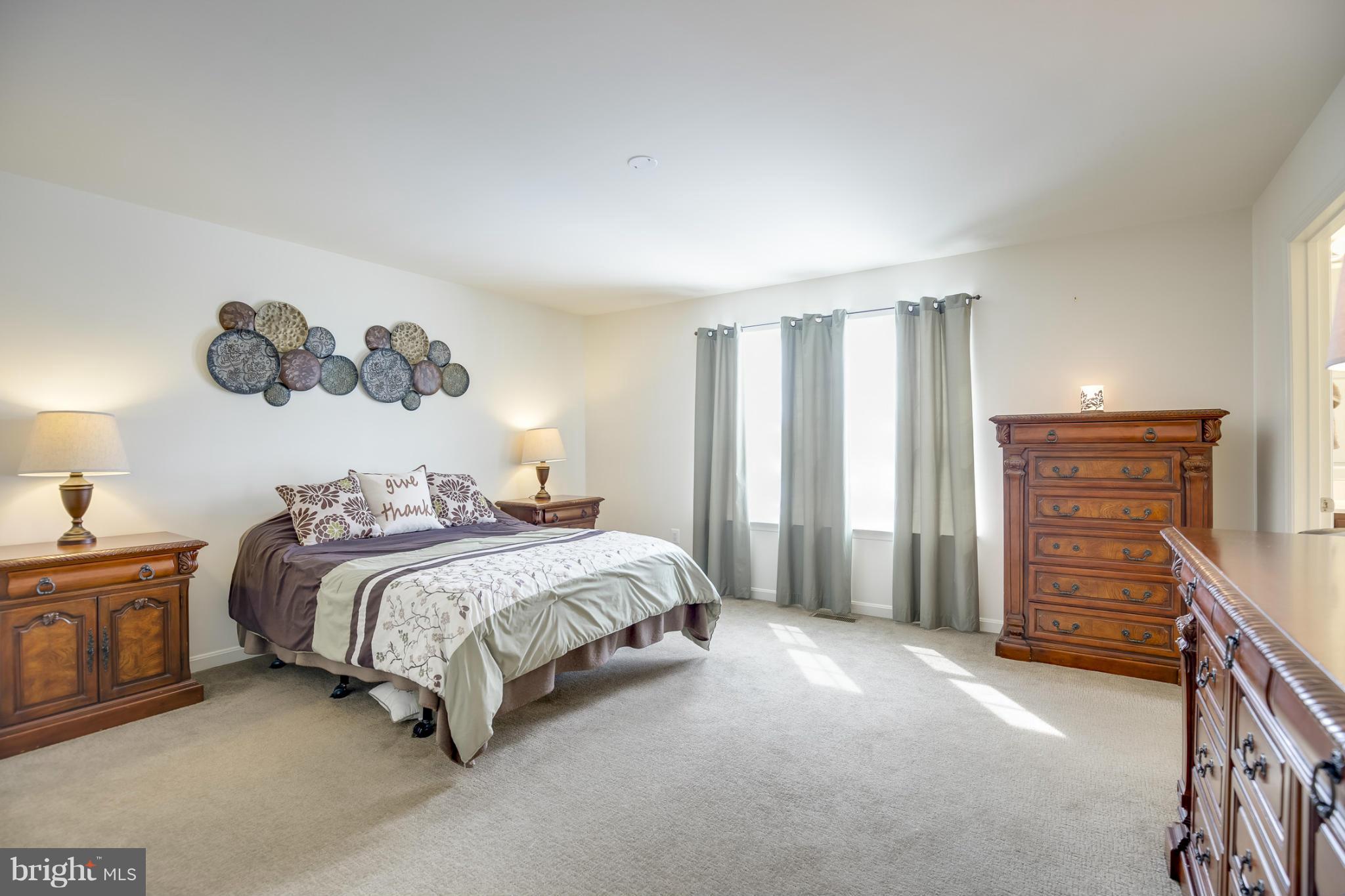 10016 Wellington Road Manassas, VA 20110 - Photo 13 of 28 Bedroom (Master)