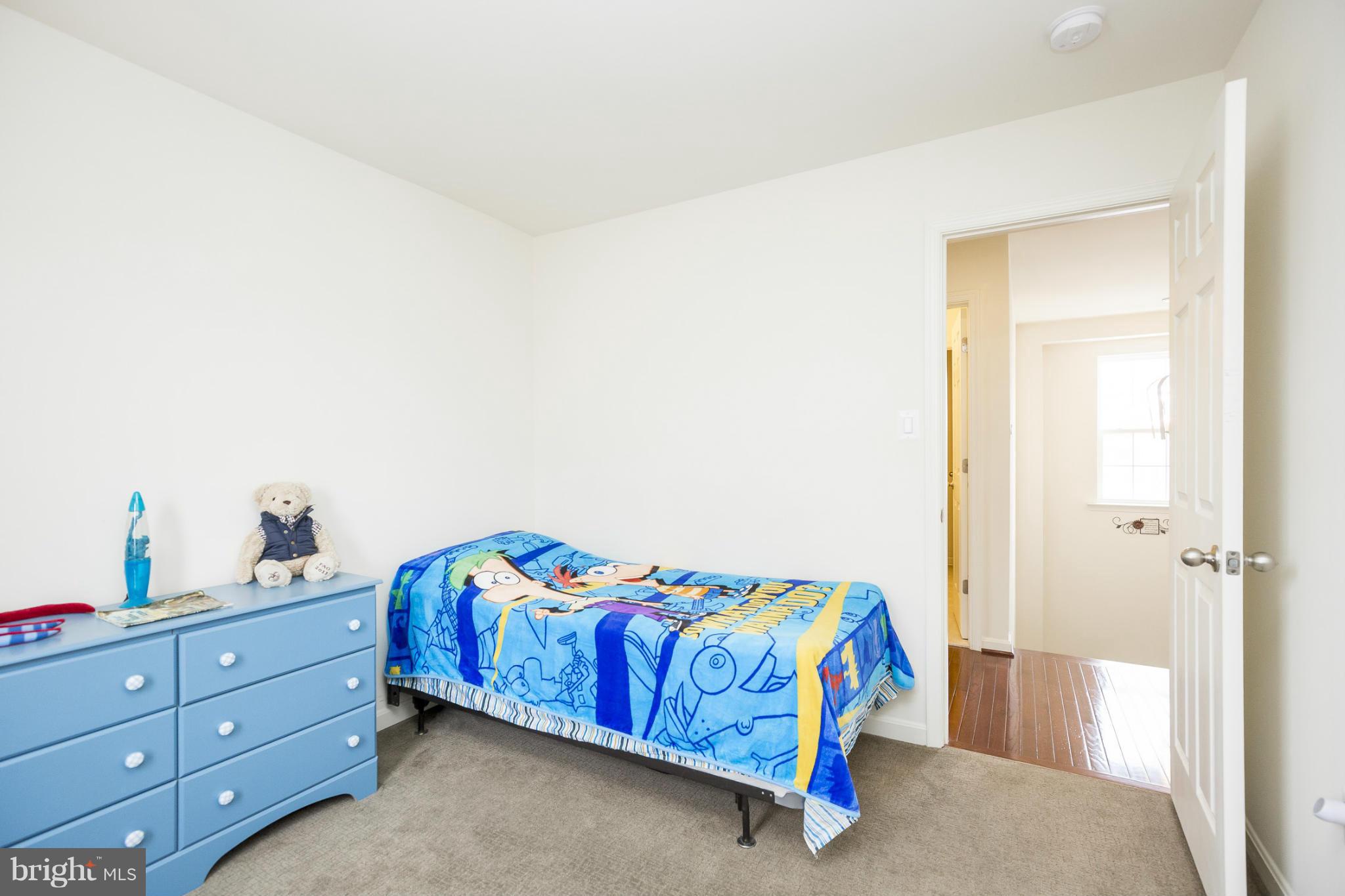 10016 Wellington Road Manassas, VA 20110 - Photo 17 of 28 Bedroom
