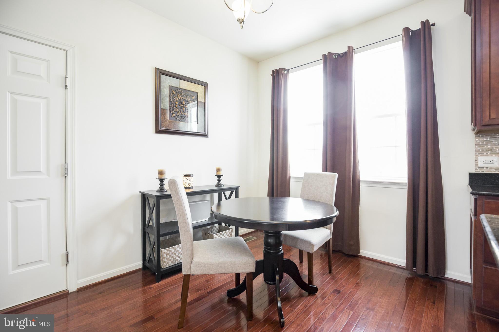 10016 Wellington Road Manassas, VA 20110 - Photo 10 of 28 Interior (General)