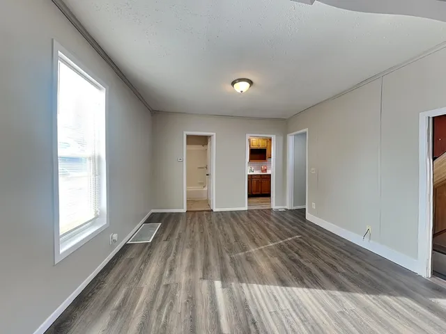 $1,895 | 1115 19th Avenue Northeast, Minneapolis, MN 55418