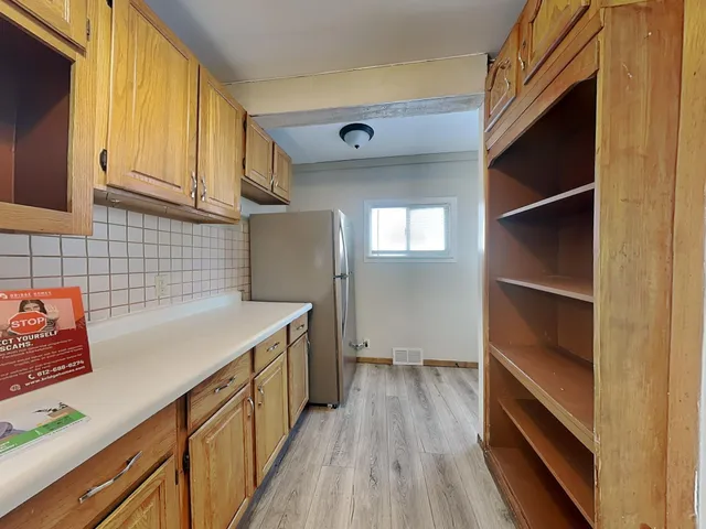 $1,895 | 1115 19th Avenue Northeast, Minneapolis, MN 55418