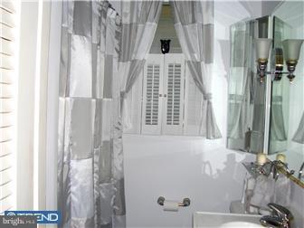 172 Carlisle Road Audubon, NJ 08106 - Photo 11 of 12 Bathroom
