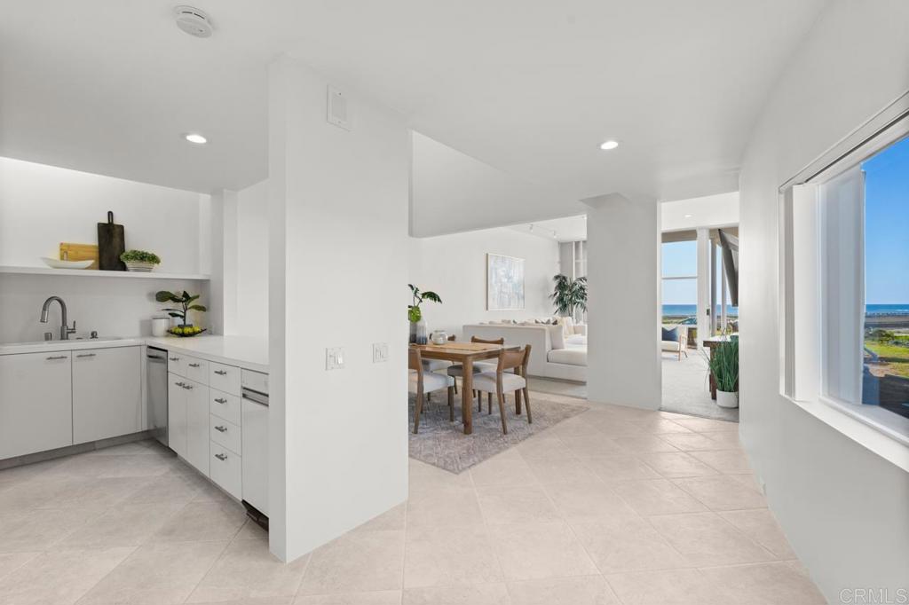 170 Solana Point Circle Solana Beach, CA 92075 - Photo 27 of 68