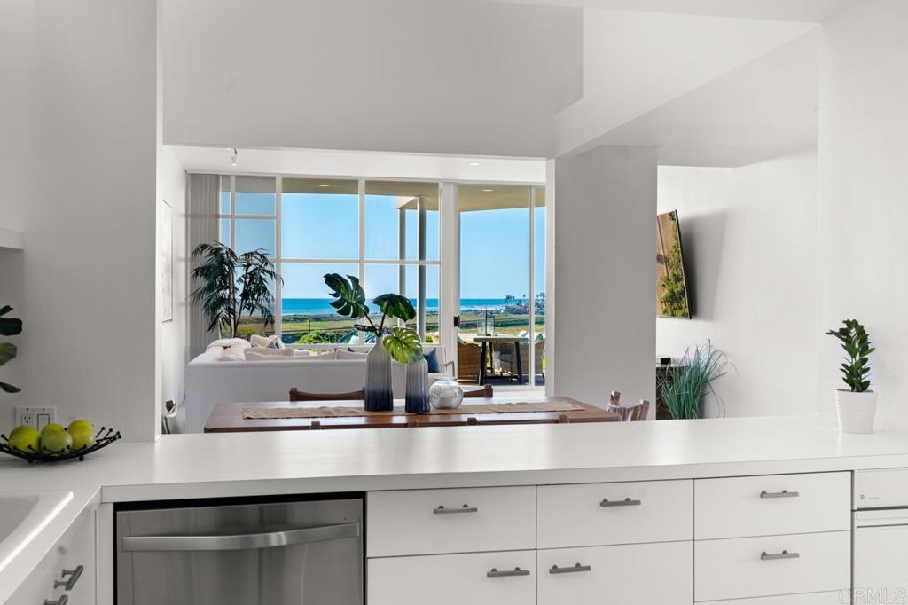 170 Solana Point Circle Solana Beach, CA 92075 - Photo 45 of 68