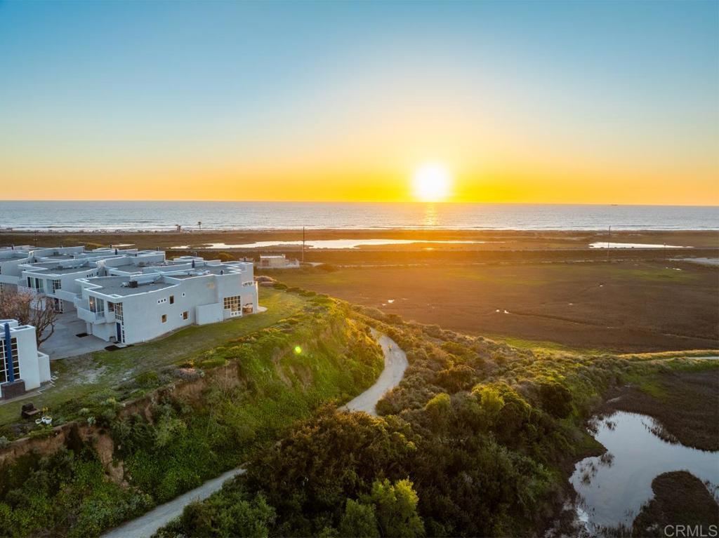 170 Solana Point Circle Solana Beach, CA 92075 - Photo 8 of 68