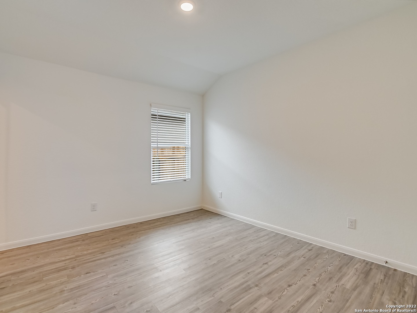 5785 Companion Loop Bulverde, TX 78163 - Photo 12 of 52