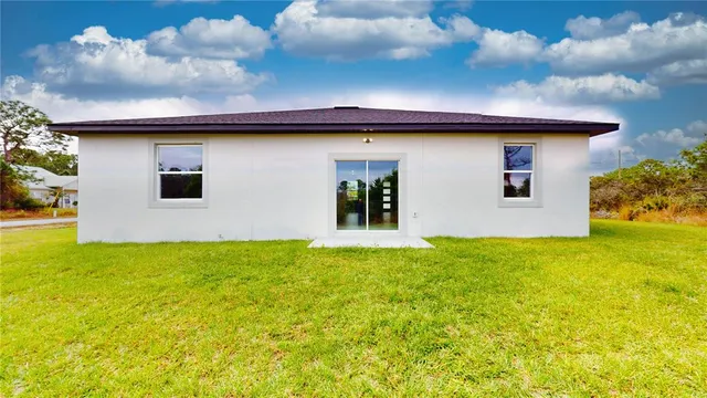 a front view of house with yard