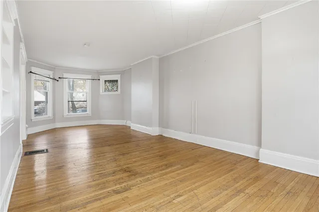 $1,800 | 98 Barrington Street, Unit 560, Rochester, NY 14607