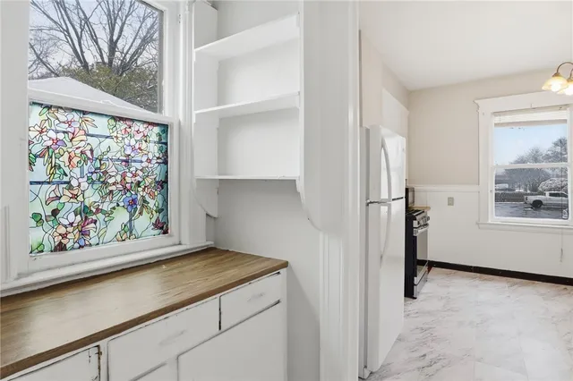 $1,800 | 98 Barrington Street, Unit 560, Rochester, NY 14607