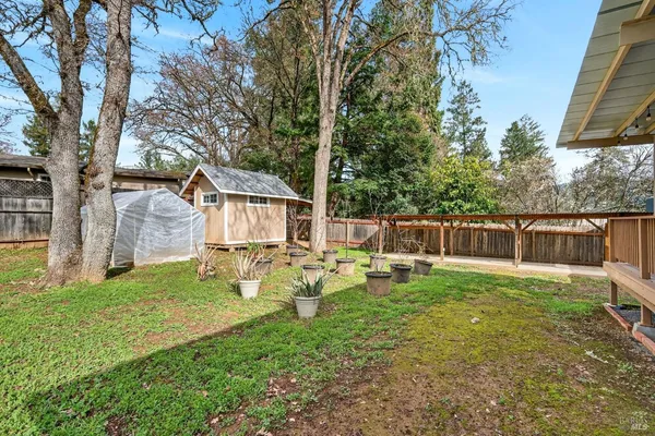 $570,000 | 1580 Glenwood Drive, Ukiah, CA 95482