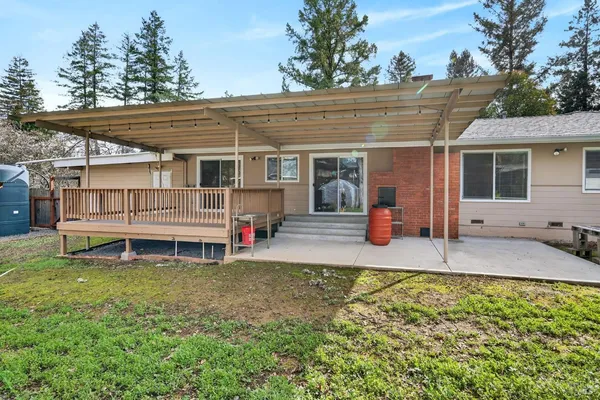 $570,000 | 1580 Glenwood Drive, Ukiah, CA 95482