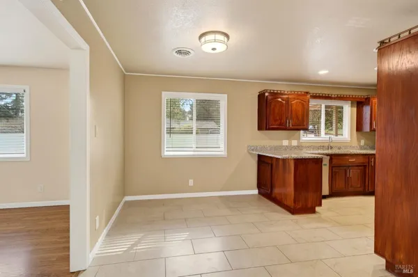 $570,000 | 1580 Glenwood Drive, Ukiah, CA 95482