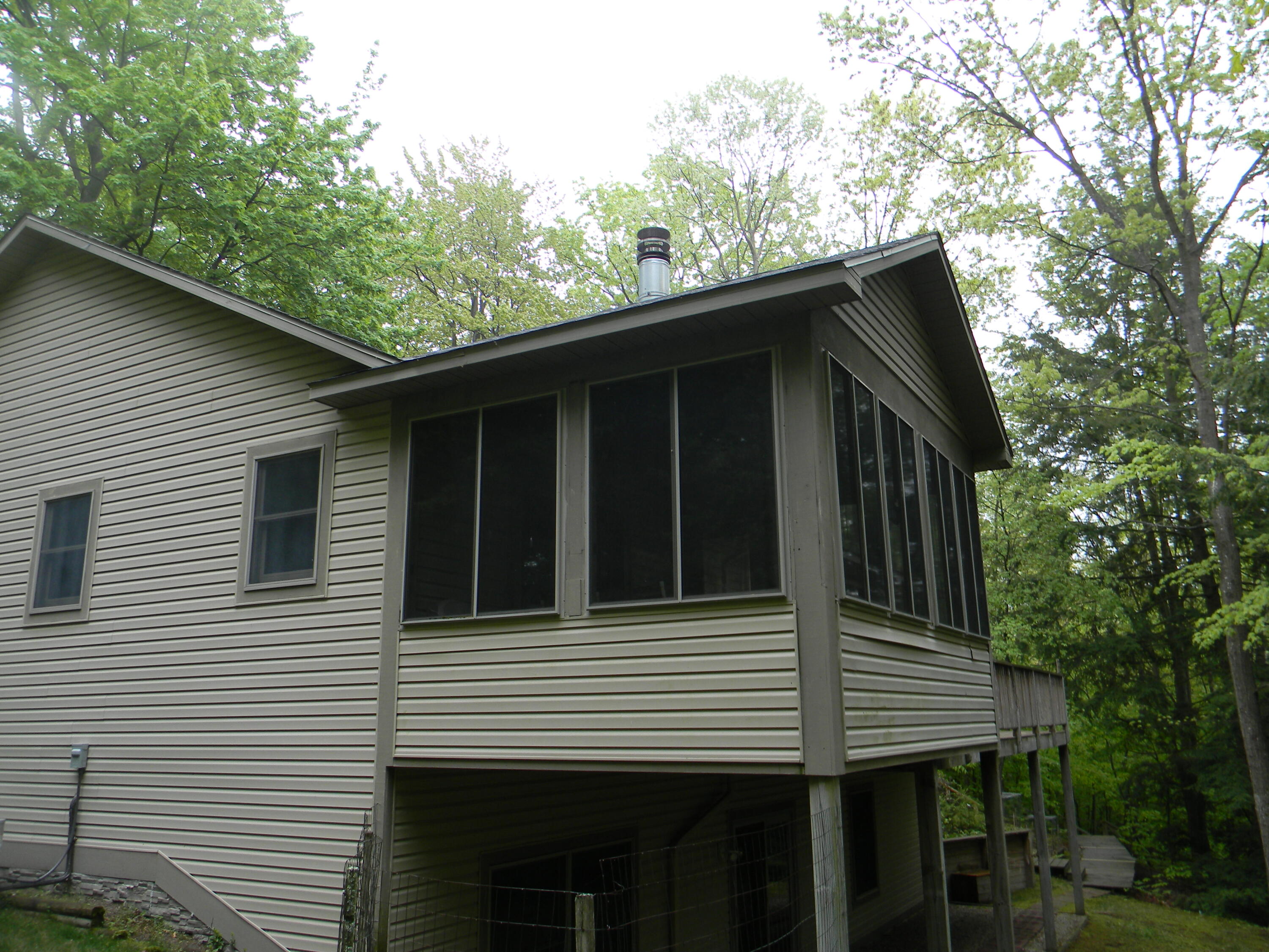 6647 West Jackson Road Ludington, MI 49431 - Photo 3 of 37 Sunroom