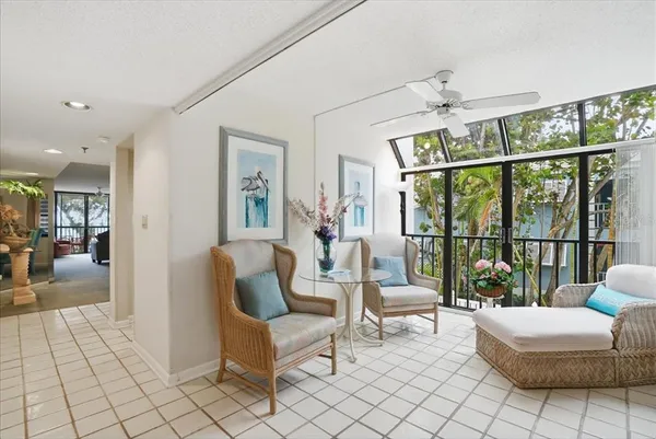 $5,000 | 5611 Gulf Of Mexico Drive, Unit 3, Longboat Key, FL 34228