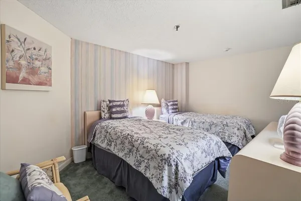 $5,000 | 5611 Gulf Of Mexico Drive, Unit 3, Longboat Key, FL 34228