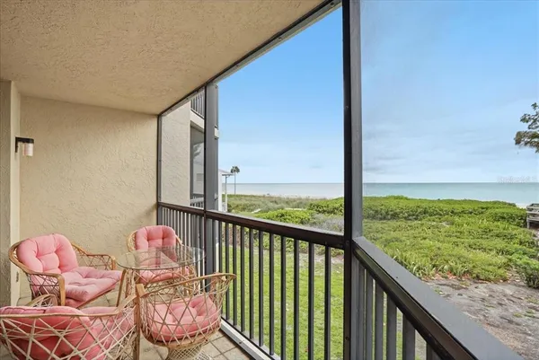 $5,000 | 5611 Gulf Of Mexico Drive, Unit 3, Longboat Key, FL 34228