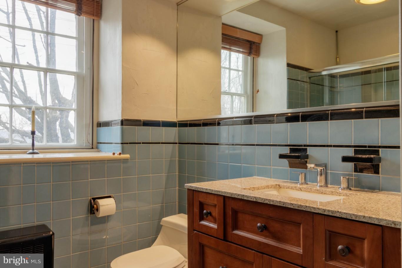 165 Accomac Road York, PA 17406 - Photo 20 of 30 Bath