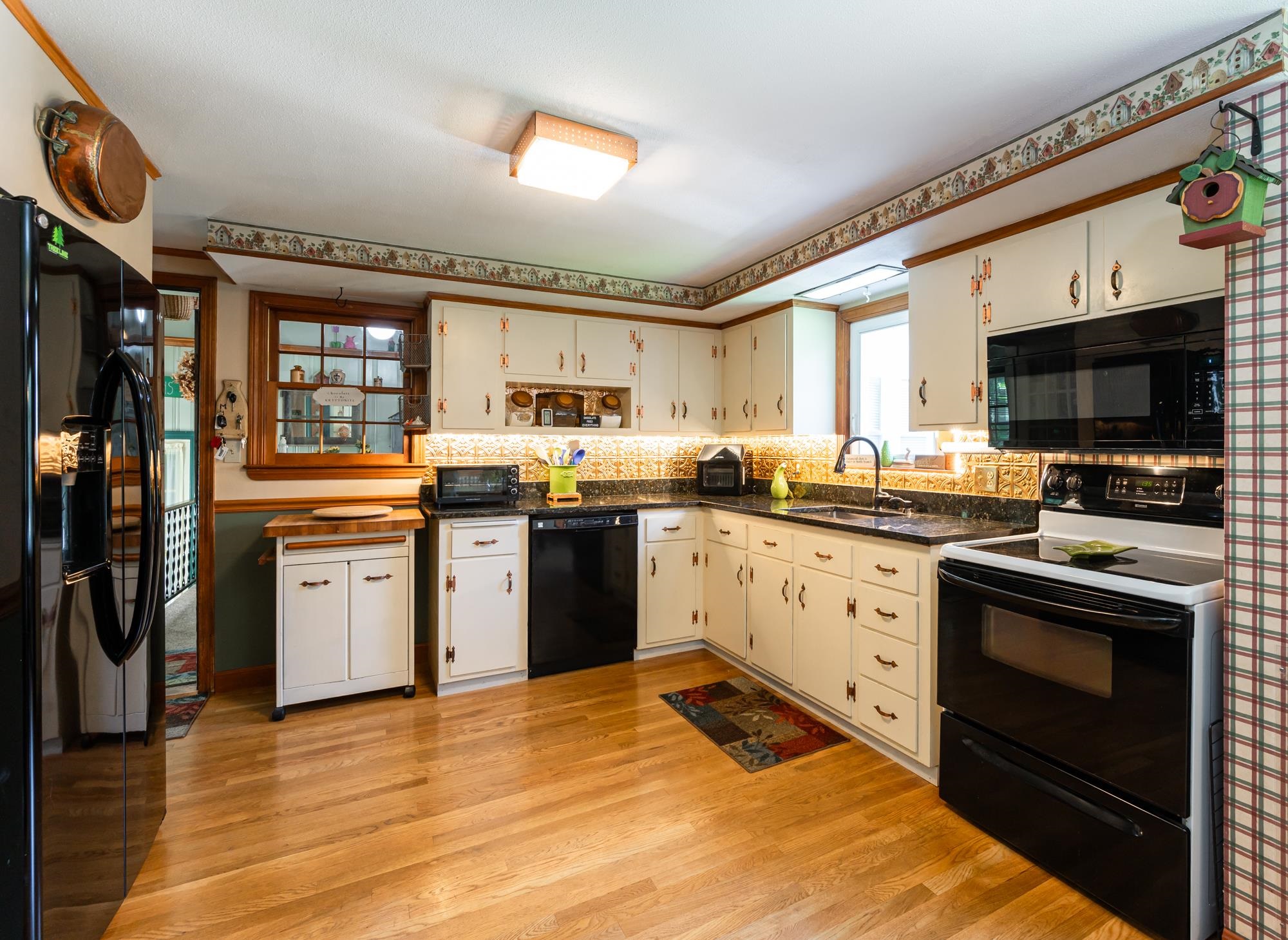 15 Marblehead Road Windham, NH 03087 - Photo 5 of 34