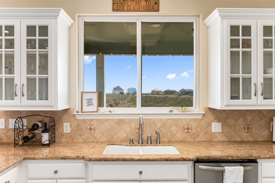 200 Mobile Crystal Beach, TX 77650 - Photo 14 of 49