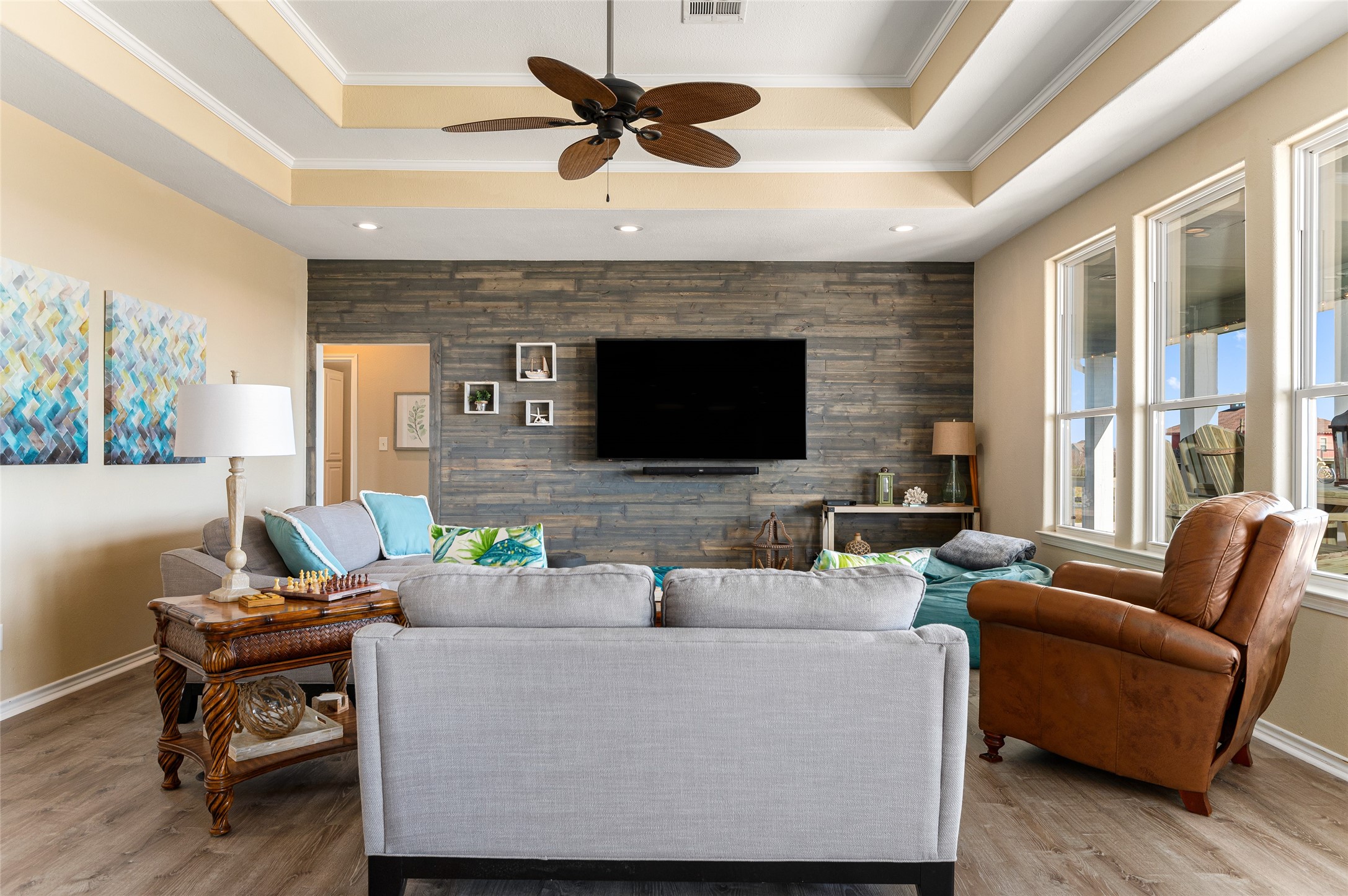 200 Mobile Crystal Beach, TX 77650 - Photo 22 of 49 a living room with furniture and a flat screen tv
