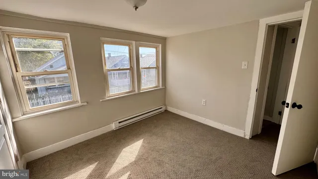 $289,000 | 423 Highland Avenue, Winchester, VA 22601