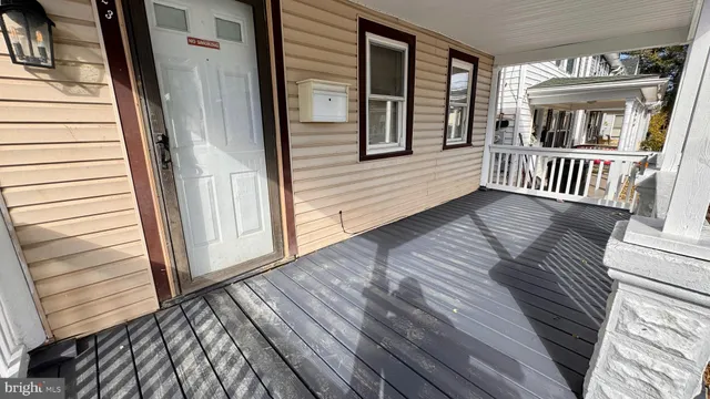 $289,000 | 423 Highland Avenue, Winchester, VA 22601