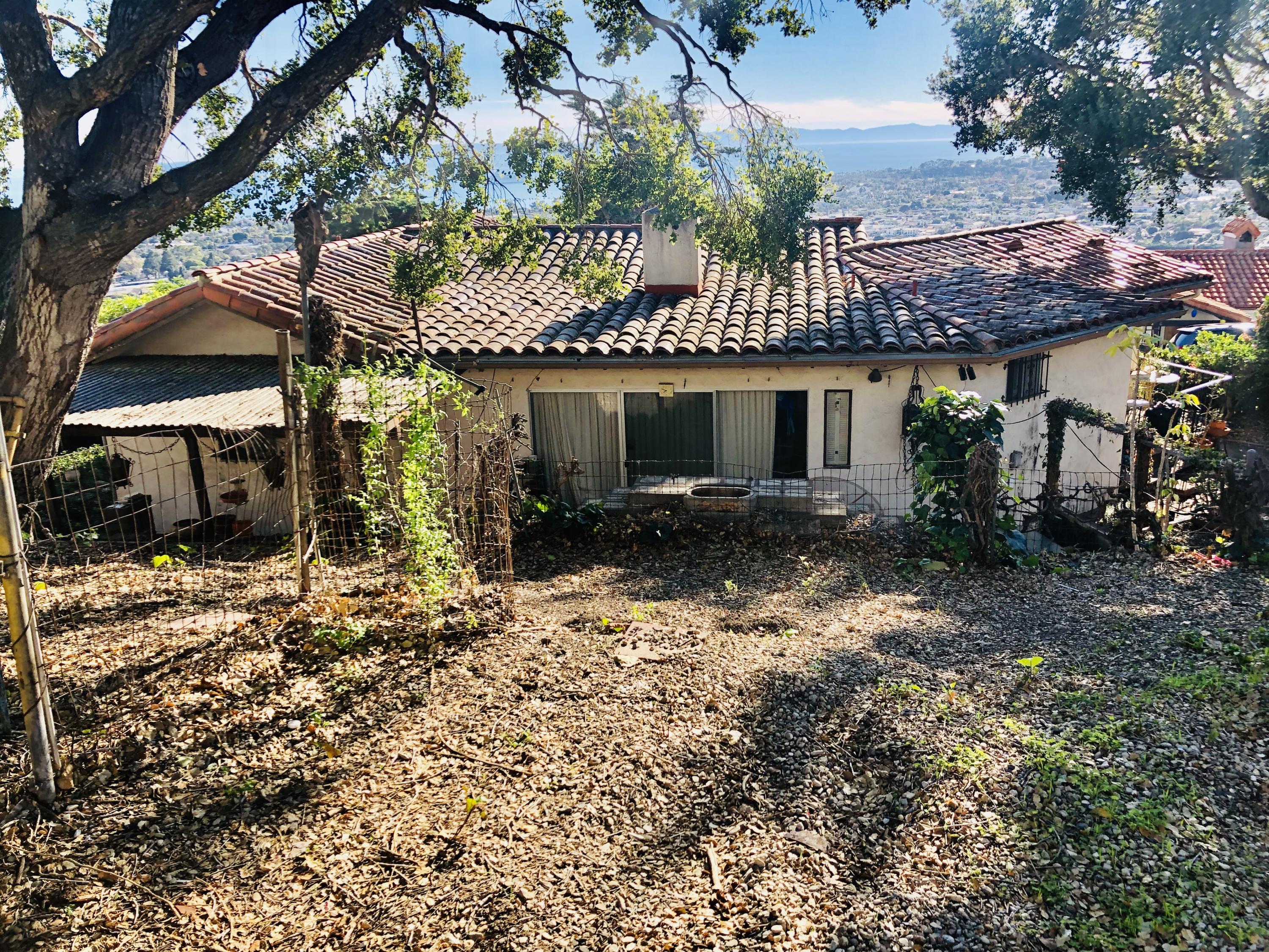 180 Loma Media Road Santa Barbara, CA 93103 - Photo 4 of 5 2E365198-F9D4-4074-BE7D-1B21840C5666_1_2